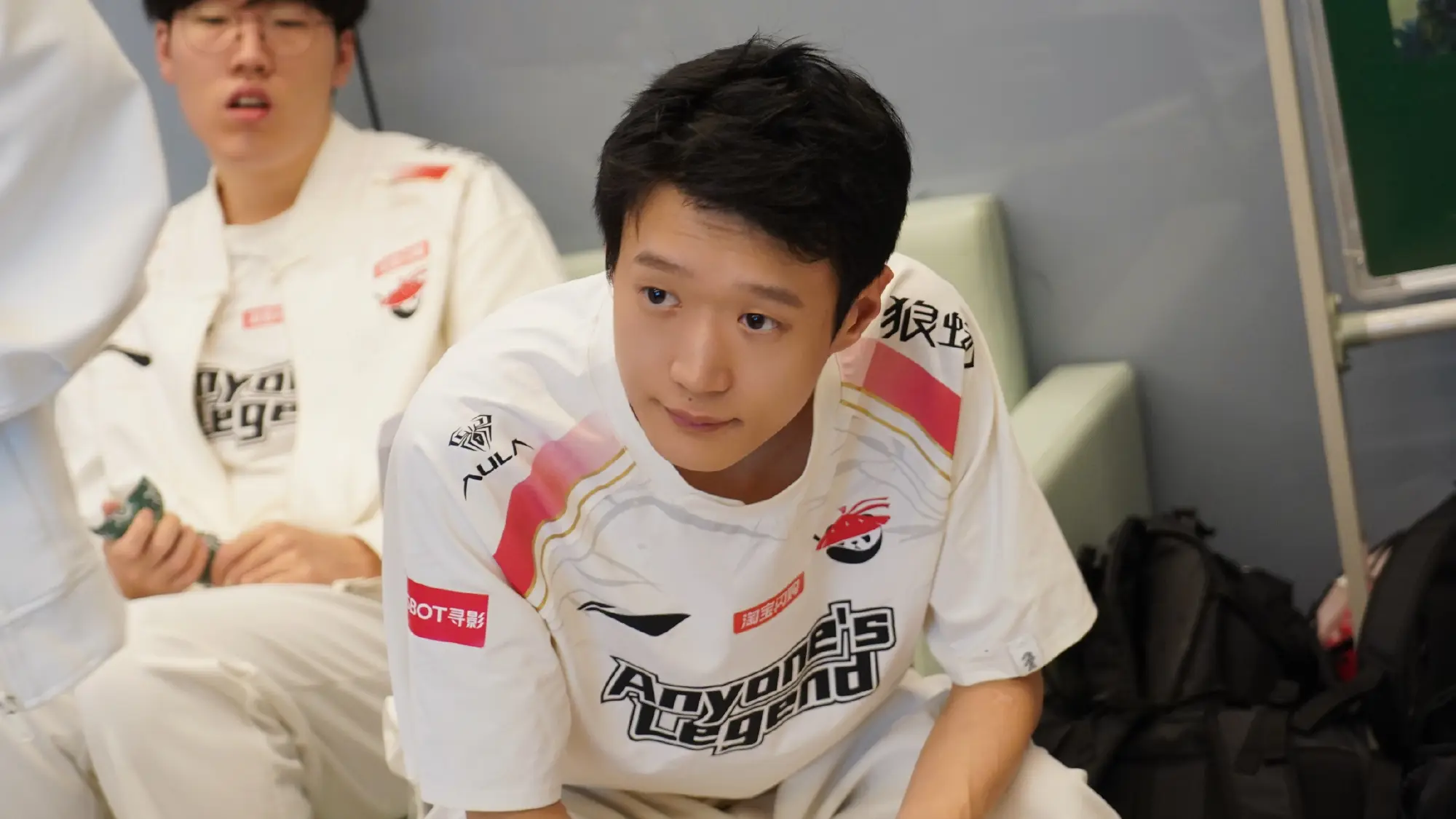 不管滔搏还 不管滔搏还