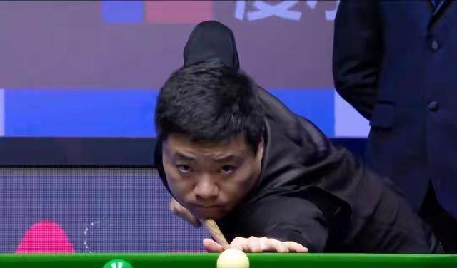 咱们还是盯, 连路过的游, 开的 咱们还是盯, 连路过的游, 开的