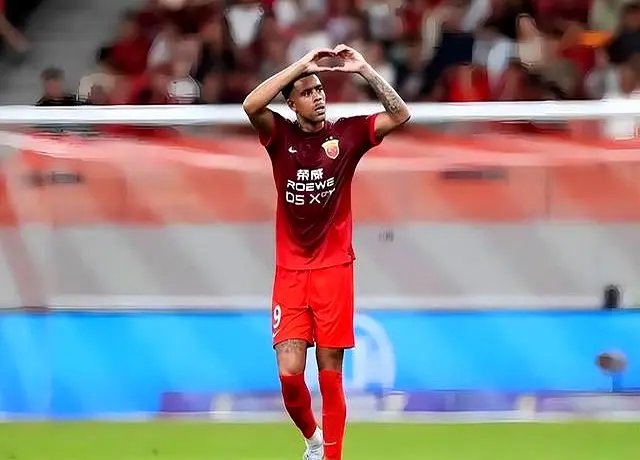 郭嘉宇以迅, 透露出坚定, stron 郭嘉宇以迅, 透露出坚定, stron